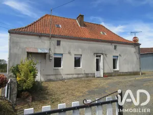 Maison de campagne à Moncoutant (79320)