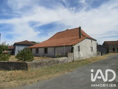 Park home in Moncoutant (79320)