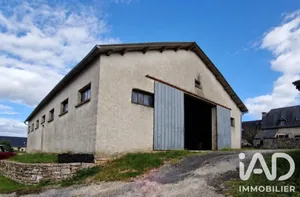 Barn in Nespouls (19600)