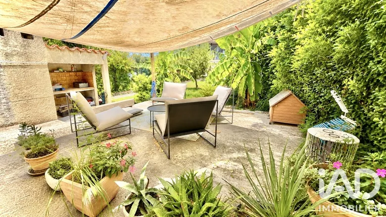 Maison 8 pièces 150 m² · à Saint-Génis-des-Fontaines · 150 m² · 349 000 €