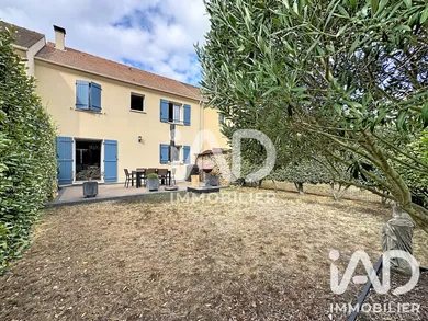 Maison traditionnelle à Vert-le-Petit (91710)