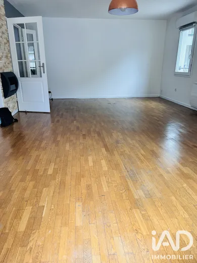 Appartement à chennevière sur marne (94430)