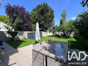 Pavillon à Paray-Vieille-Poste (91550)