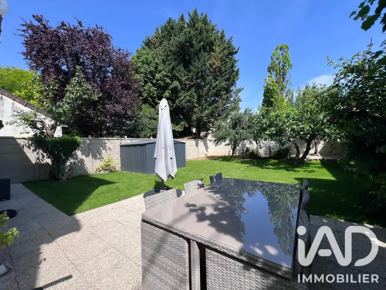 Maison 7 pièces 143 m² · à Paray-Vieille-Poste · 143 m² · 489 500 €