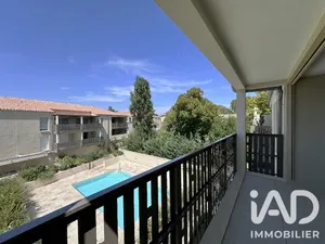 Apartment in Uzès (30700)