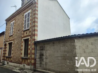 Townhouse in Châlons-en-Champagne (51000)