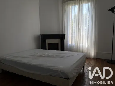 Apartment in Paris (75015)