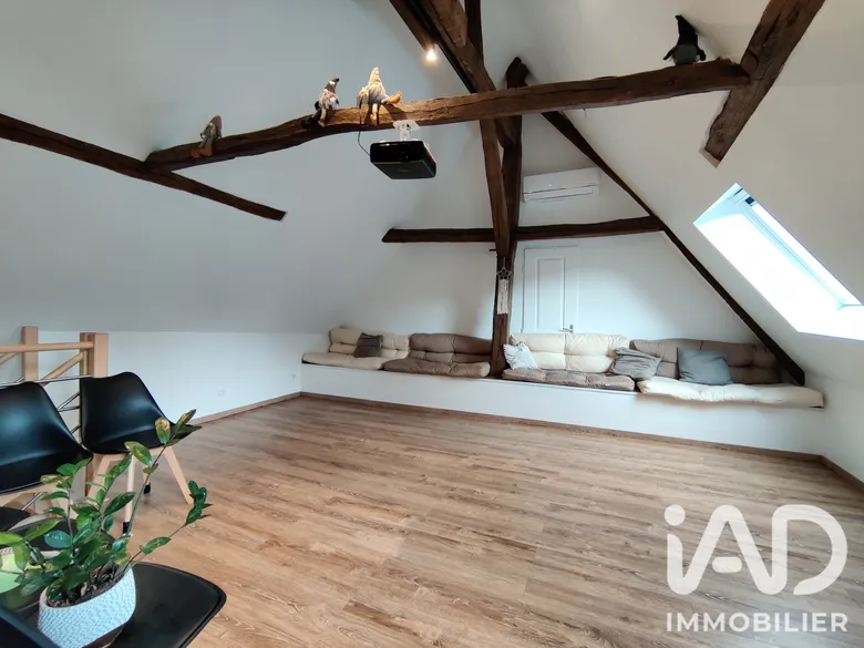 Maison 4 pièces 121 m² · à Saint-Antoine-du-Rocher · 121,1 m² · 300 000 €
