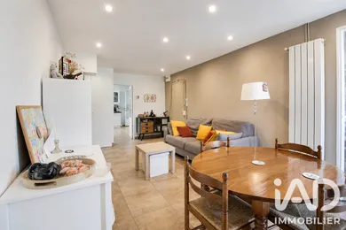 Apartment in Les Pennes-Mirabeau (13170)