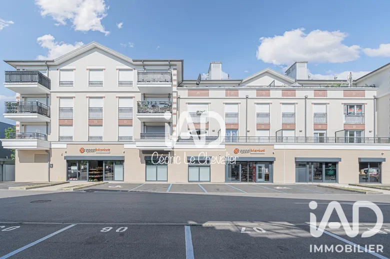 Appartement 2 pièces 380 m² · à Montévrain · 379,9 m² · 649 000 €