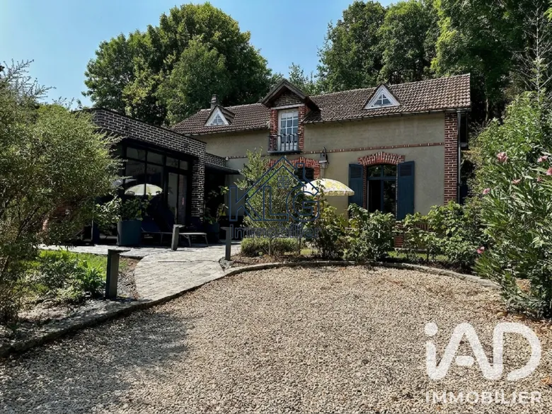 Maison 6 pièces 171 m² · à Jouy · 171 m² · 469 000 €