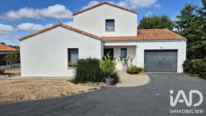 Pavillon à La Tessoualle (49280)