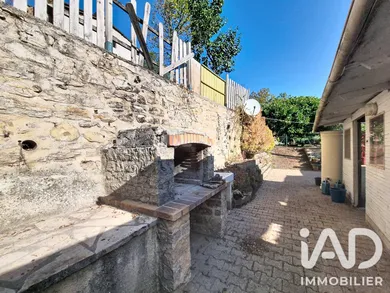 Village house in Lamagdelaine (46090)