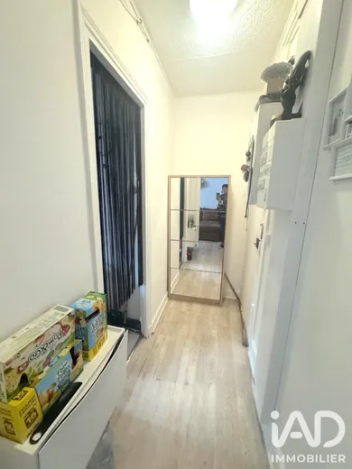 Apartment in Clichy (92110)