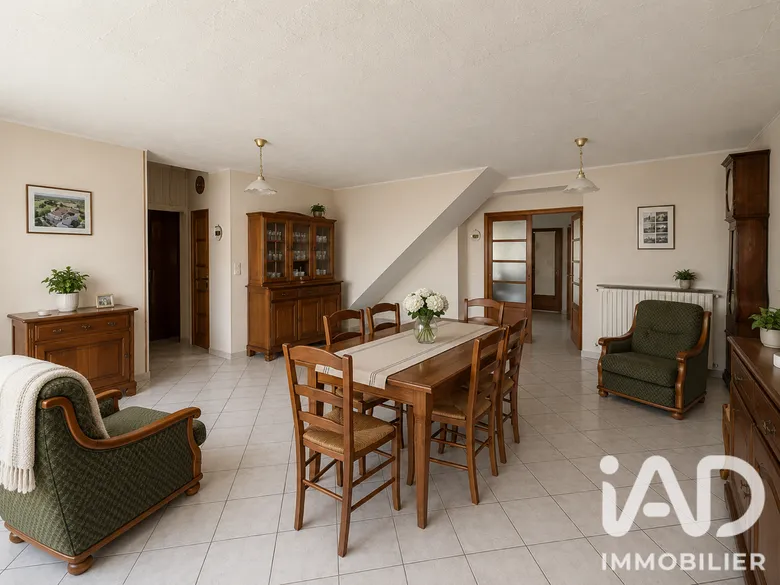 Maison 10 pièces 161 m² · à Pommiers · 161 m² · 102 500 €