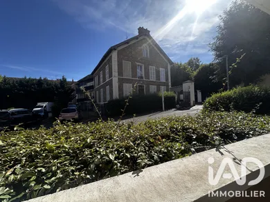 Apartment in Saint-Germain-lès-Corbeil (91250)