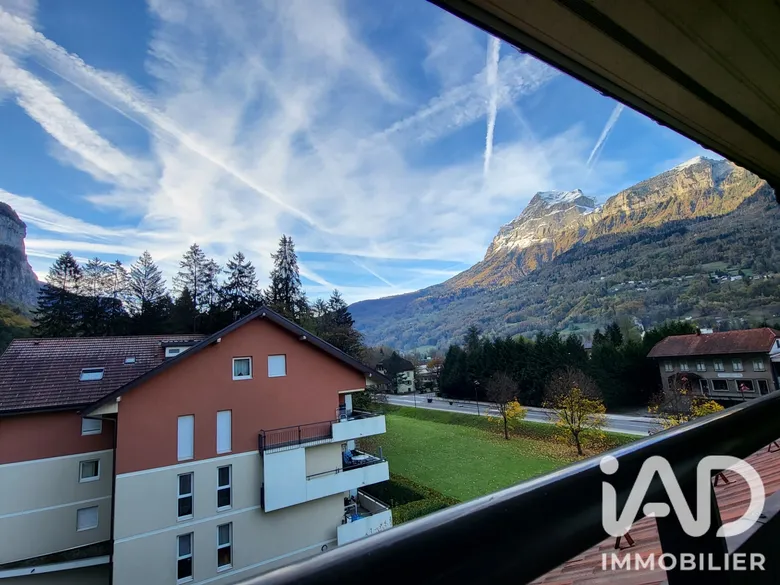 Appartement 4 pièces 82 m² · à Magland · 82 m² · 330 000 €