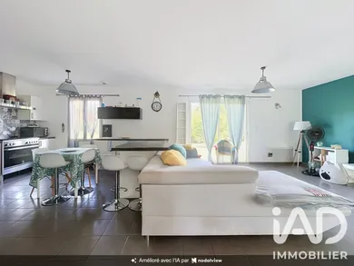 Maison traditionnelle à Le Sen (40420)