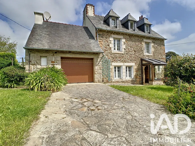 Maison 7 pièces 108 m² · à Ploubazlanec · 108 m² · 221 000 €