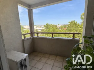 Apartment in Lyon (69008)