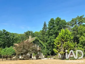 Domain in La Haye-du-Theil (27370)