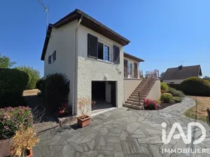 Maison traditionnelle à Poncey-lès-Athée (21130)