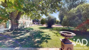 Demeure à Sorgues (84700)