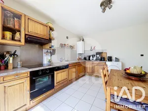 Apartment in Pontault-Combault (77340)