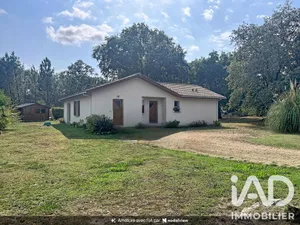 Traditional house in Le Sen (40420)