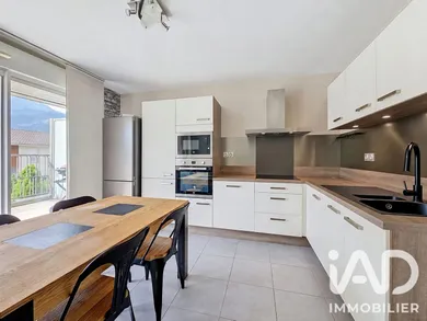 Appartement à Thyez (74300)