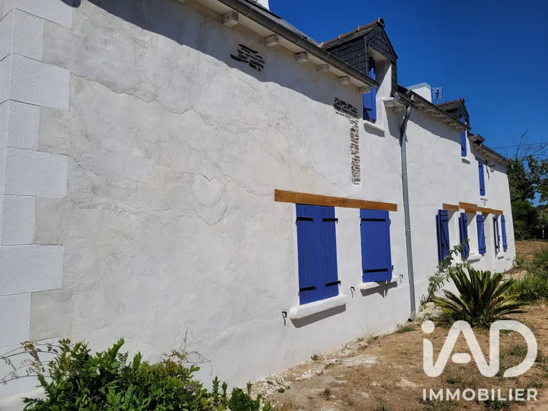 Maison 6 pièces 197 m² · à Pleugueneuc · 197 m² · 159 236 €