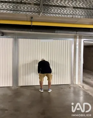 Garage in Bron (69500)