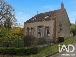 Maison de village à Sury-ès-Bois (18260)