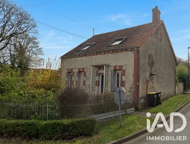 Maison de village à Sury-ès-Bois (18260)