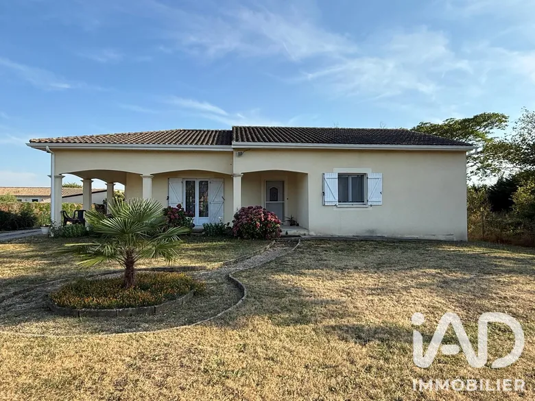 Maison 5 pièces 131 m² · à Saint-Antoine-de-Breuilh · 131 m² · 212 000 €
