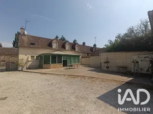 Maison de campagne à Fyé (72610)
