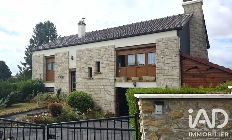 Maison 6 pièces 123 m² · à Tournes · 123 m² · 220 000 €