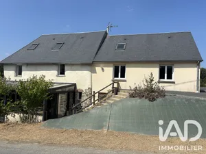 Maison à Savigny (50210)