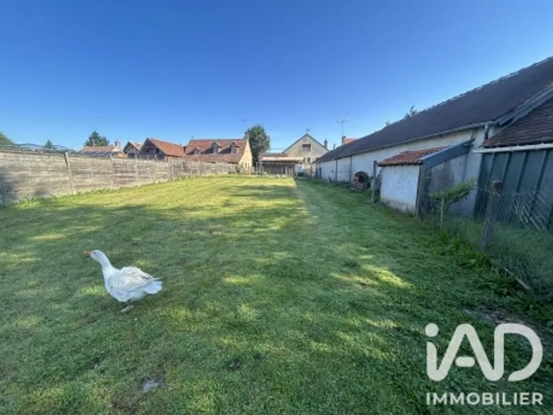Terrain à bâtir à Vouzon (41600) · 33 000 €