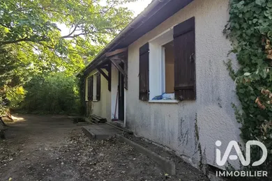 Traditional house in Saint-Alban-du-Rhône (38370)