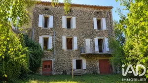 Building in Saint-Cirgues (43380)