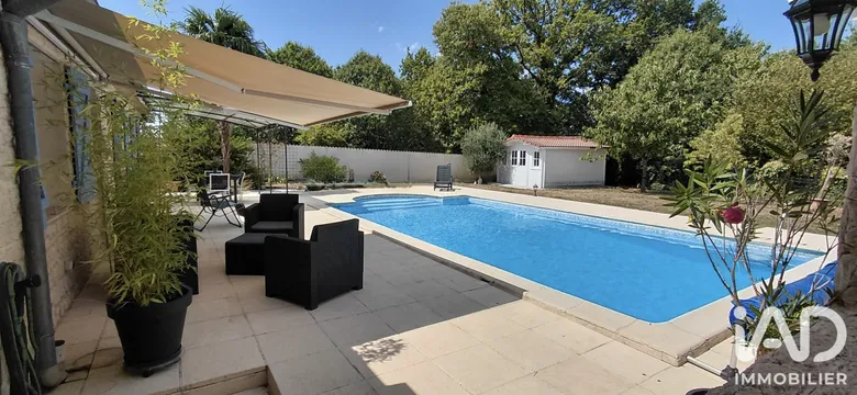 Maison 5 pièces 131 m² · à Pageas · 131 m² · 246 000 €