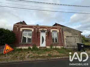Maison de village à Ercheu (80400)