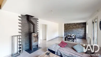 Maison à Vernou-la-Celle-sur-Seine (77670)