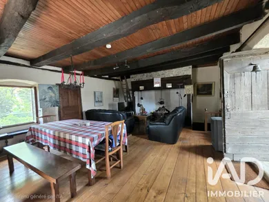 Maison traditionnelle à Belmont-Bretenoux (46130)