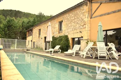 Traditional house in Saint-Cyprien (24220)