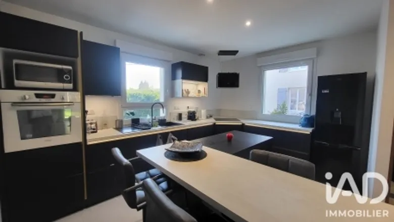 Maison 6 pièces 150 m² · à Ornans · 150 m² · 329 500 €