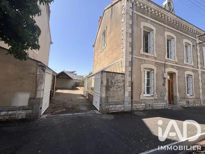 Maison 9 pièces 171 m² · à Loudun · 171 m² · 189 000 €