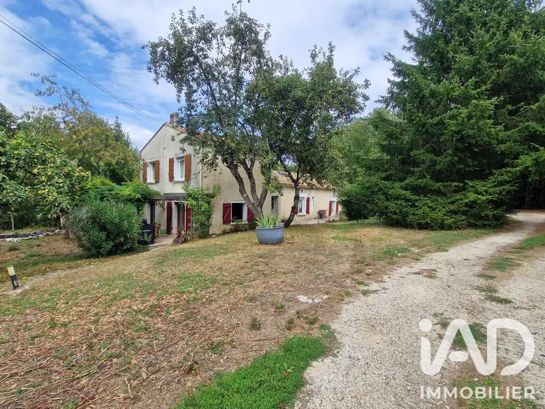 Maison 6 pièces 202 m² · à Sers · 202 m² · 219 000 €