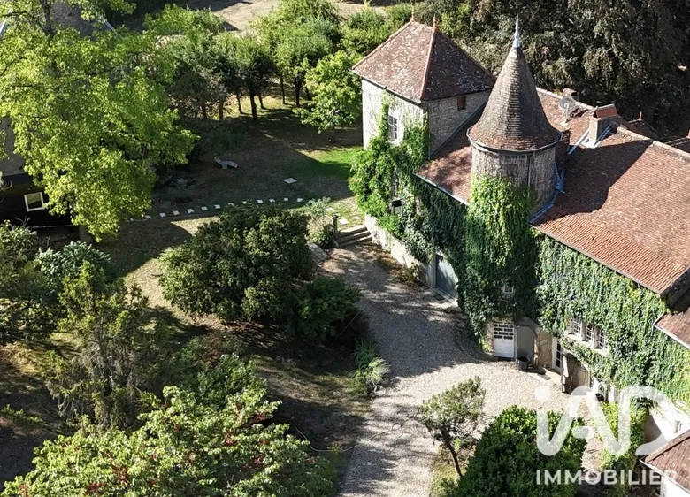 Maison 15 pièces 324 m² · à Pagney · 324 m² · 660 000 €